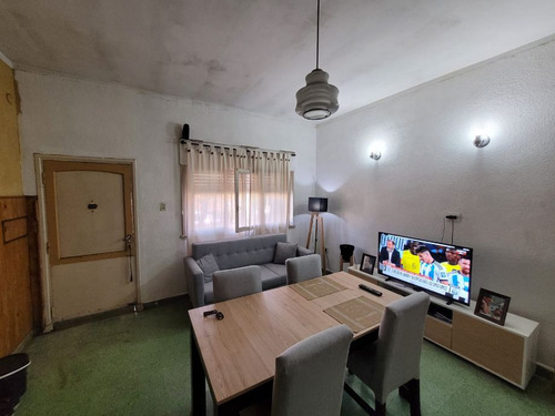 Casa En Venta En Remedios De Escalada Este