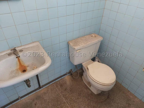 Imagen 5 de 20 de Segunda Planta Edificio En Alquiler Urb. La Lebrun Mls #23-20590