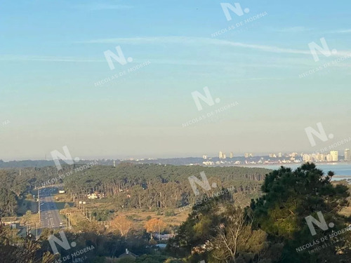 Imagen 4 de 5 de Terreno Amplio En Las Grutas - Punta Ballena Las Grutas