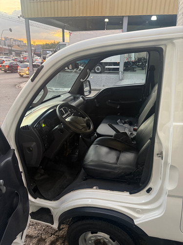 Kia Bongo 2.7 Luxo 4x4 Rs C. Dupla C/ Carroceria 2p