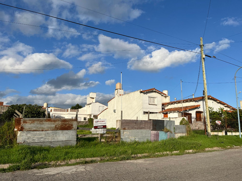 Lote En Venta Barrio Punta Mogotes A 200 Metros De La Costa, Excelente Ubicación 13.85mts X 23mts . Ideal Vivienda Parmente O Inversión Inmobiliaria