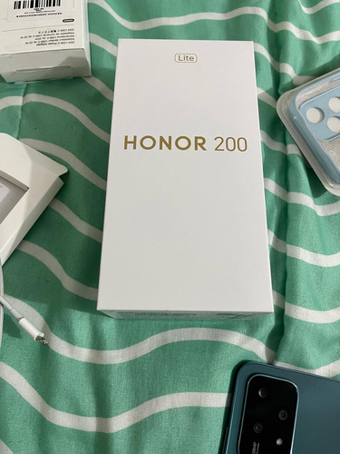 Honor 200 Life