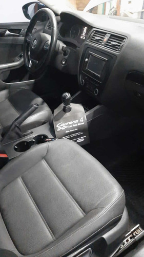 Volkswagen Vento 2.5 Luxury Manual