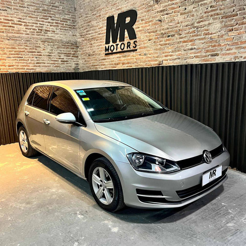 Imagen 2 de 24 de Volkswagen Golf 2016 1.6 Trendline