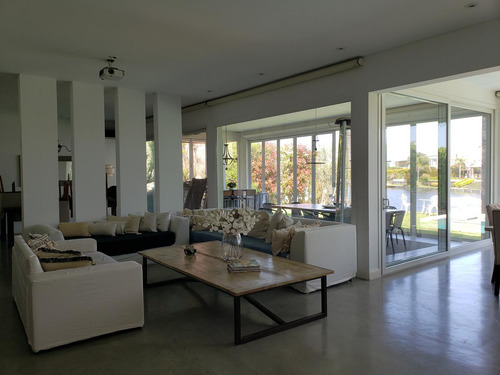 Alquiler Casa Alisos Nordelta: 5 Dorm. C/muebles - Piscina - A La Laguna