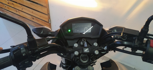 Imagem 7 de 7 de Honda Twister 250 F 2018 Prata Tebi Motos