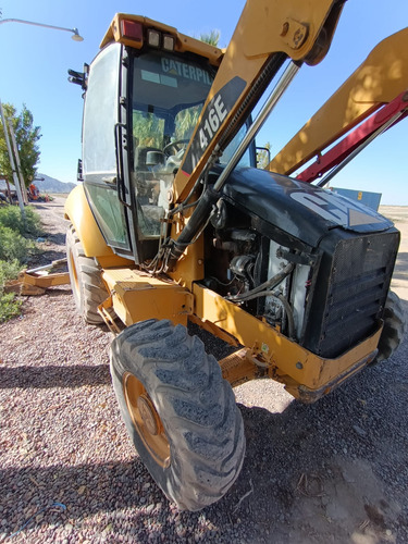 Retroexcavadora Caterpillar 416 E