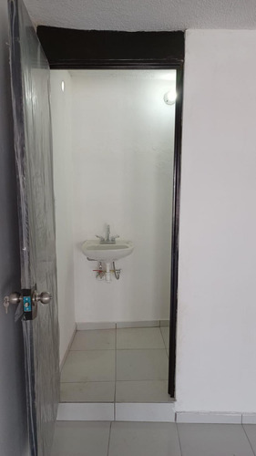 Local Comercia En Renta Sobre Av. Constitución, Casi Esquina Con Av. Salvador Nava Martínez En Slp
