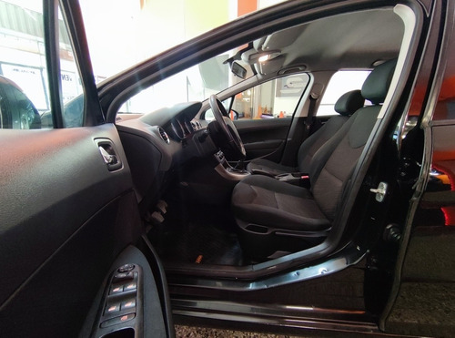 Imagen 7 de 12 de Peugeot 308 2013 1.6 Active Hdi 115cv