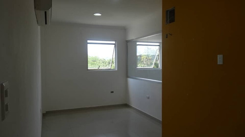 Imagen 4 de 9 de Noreida Delgado +58 414-1431887 / Local/oficina En Venta C.c. Plaza Esmeralda, San Diego Valencia.