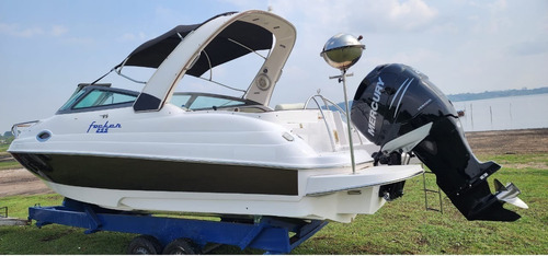 Lancha Focker 255 C/ Motor Mercury Verado De 225 Hp 4 Tempos