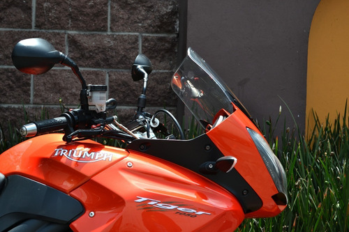 Imagen 9 de 15 de Flamante Triumph Tiger 1050 Impecable Muy Llamativa