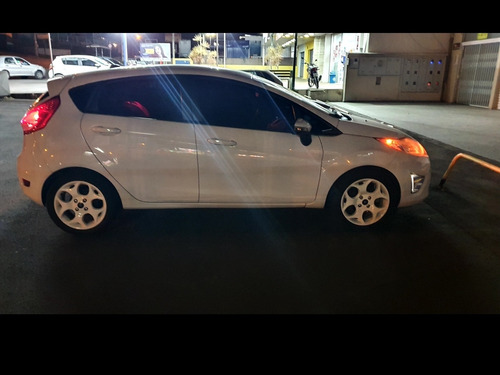 Imagem 2 de 2 de Ford Fiesta 2011 1.6 16v Se Flex 5p
