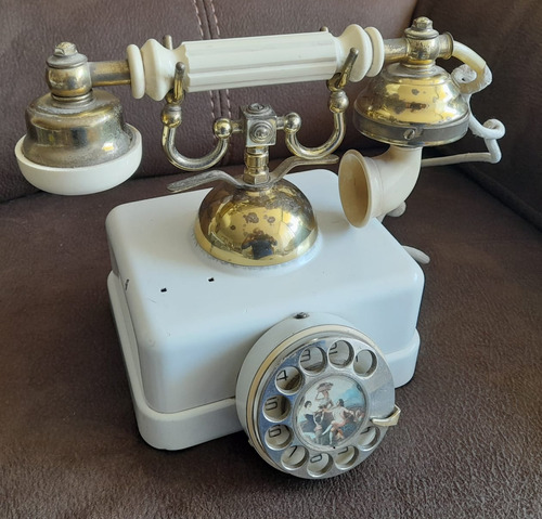 Antiguo Teléfono 
