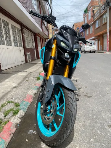 Moto Muy Nueva Con Único Dueño, Modelo 2025.