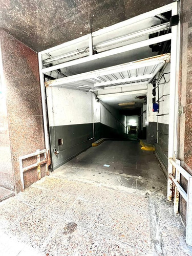 Imagen 4 de 10 de Cochera - Barrio Norte