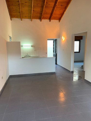 Imagen 12 de 14 de Casa En Venta Ringuelet- Tolosa(retasada) Oportunidad-oferte