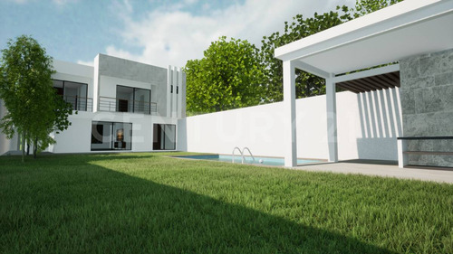 Casa Nueva En Venta, Fracc. Altos De Oaxtepec, Morelos, Renders