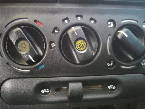 Chevrolet Classic 1.0 Mpfi Ls 8v