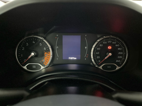 Jeep Renegade 1.8 16V FLEX LONGITUDE 4P AUTOMÁTICO