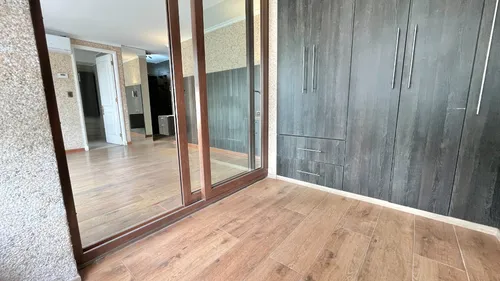 Renovado Grandes Ventanales / Sin Terraza