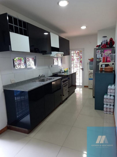 Imagen 9 de 26 de Venta Casa Bella Vista