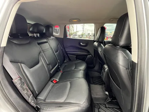 Jeep Compass 2.4 4X2 Longitude At