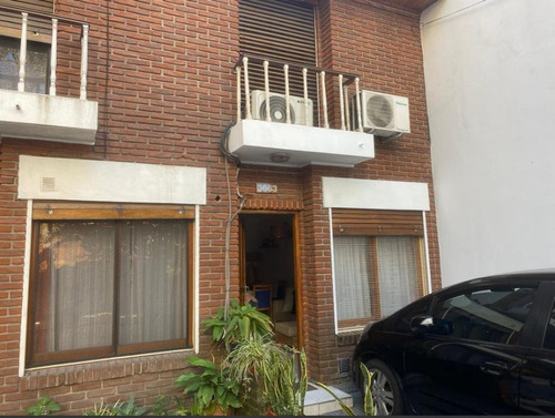 Venta Casa  3 Ambientes Con Cochera En  San Martin Centro