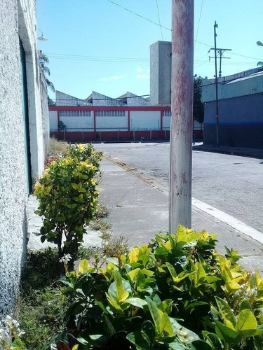 Imagen 13 de 14 de 443556 Anthony Marquez 0424-4338703 Venta Negocio Bebidas