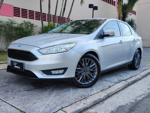 Ford Focus 2.0 SE FASTBACK 16V FLEX 4P POWERSHIFT