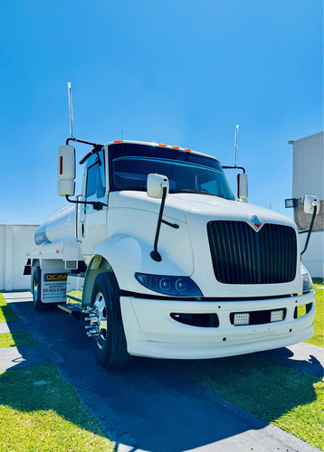 Pipa De Agua 10,000 Litros Camion Rabon International 2014