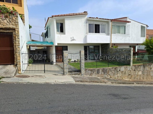 Urbanización Alto Prado. Excelente Oportunidad De Inversión, Casa En Estado Original En Venta 