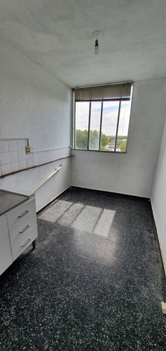Apartamento De 2 Dormitorios En Malvin Alto