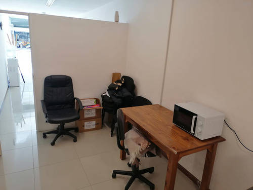 Venta Local Comercial Av. Rivera Pocitos Apricus
