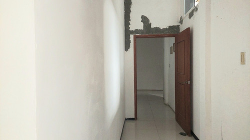 Imagen 10 de 21 de Tibisay Rojas Vende Edificio De Oficinas En El Centro Colonial De Puerto Cabello Cod. 171351