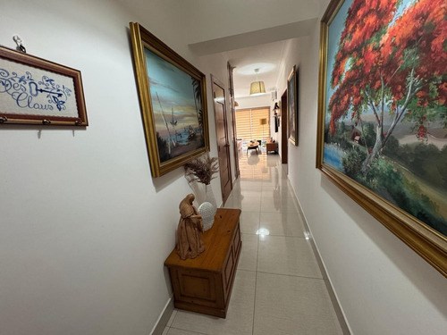 Vendo Apartamento Con Vista Al Mar