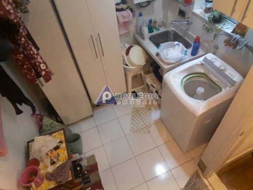 Cobertura À Venda, 2 Quartos, 1 Suíte, 1 Vaga, Ipanema - Rio De Janeiro/rj - 21576