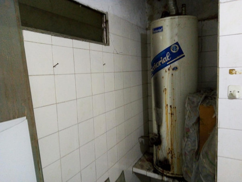 Imagen 14 de 18 de Depósito En Venta - Villa Parque San Lorenzo