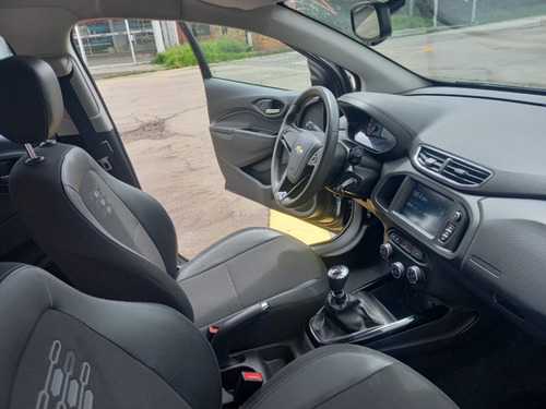 Imagen 11 de 14 de Chevrolet Onix Hb Mt Ltz