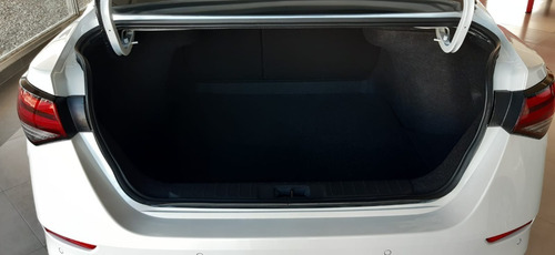 Imagen 5 de 8 de Nissan Sentra Sr Cvt