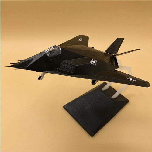Avión Supersónico Militar, Mxfnk-001, 1:72, F-117 Nighthawk Color Negro