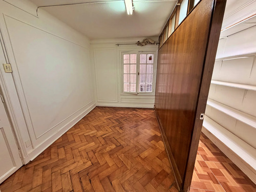 Jaime Eyzaguirre/alameda - Oficina 1er Piso 4 Privados+salon