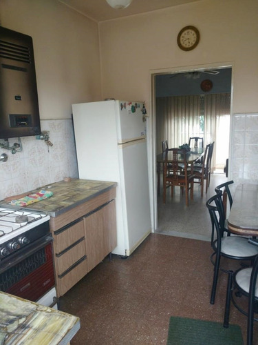Imagen 10 de 14 de Importante Vivienda Multifamiliar En San Andres