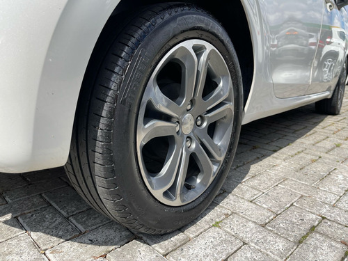 Peugeot 208 1.6 16v Griffe Flex Aut. 5p
