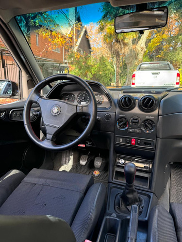 Alfa Romeo 145 2.0 Quadrifoglio