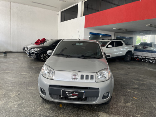 Fiat Uno 1.0 EVO VIVACE 8V FLEX 4P MANUAL
