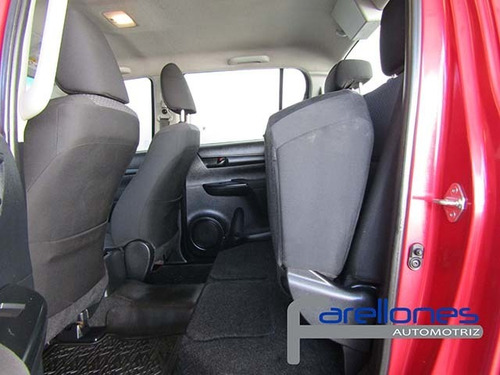 Toyota Hilux 2.4 4x4 Dsl 2018 Kfxg44