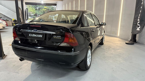Ford Focus Ghia Sed. 2.0 16V/2.0 16V Flex Aut