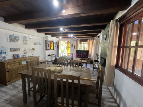 Venta Y Alquiler De Hermosa Casa En Balneario Bs. As.