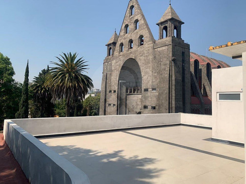 Casa En Horacio Polanco.